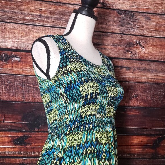 Elementz Smocked Midi Dress M Petite Green Boho Vintage Rayon Stretch - Picture 2 of 10